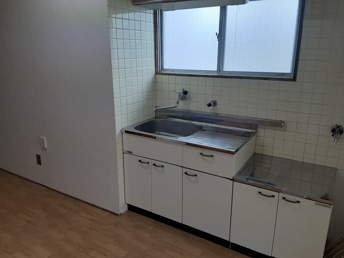 汐見ハイツの物件内観写真