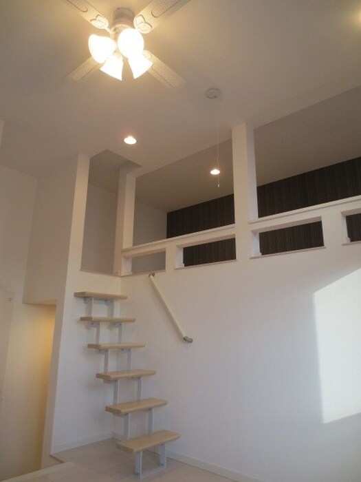 プランドール東海通の物件内観写真