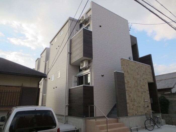 プランドール東海通の物件外観写真