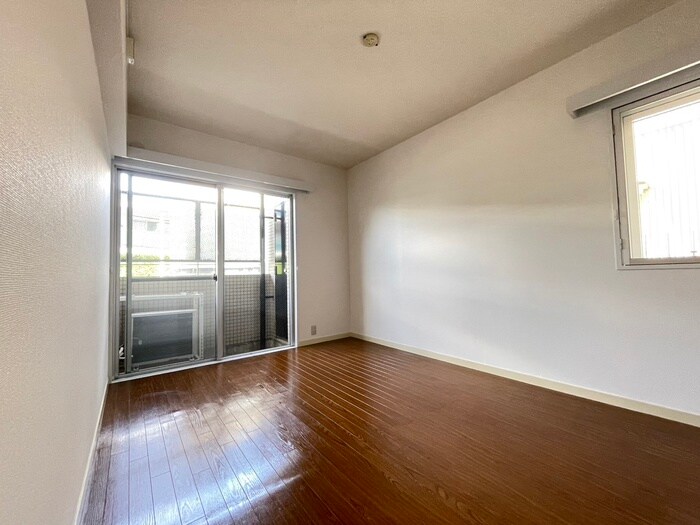 グランデ亀の井の物件内観写真