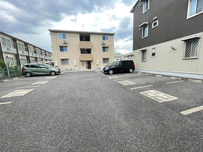 ル・クプル　Ｃ棟の物件外観写真