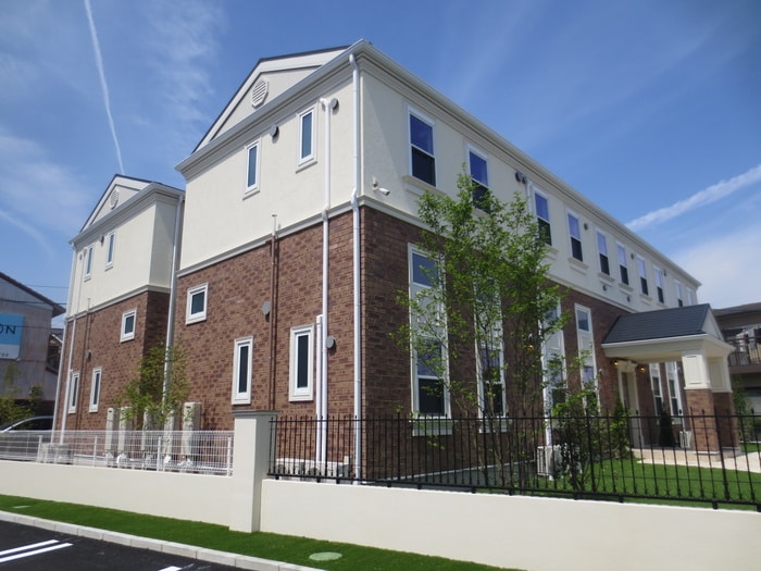 プリマグランデ須ケ口壱番館の物件外観写真