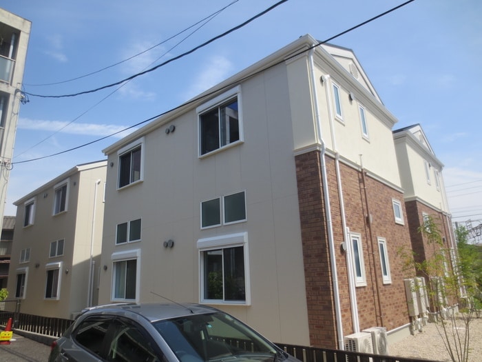 プリマグランデ須ケ口壱番館の物件外観写真