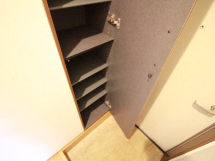 Grandtic Residence堀田の物件内観写真