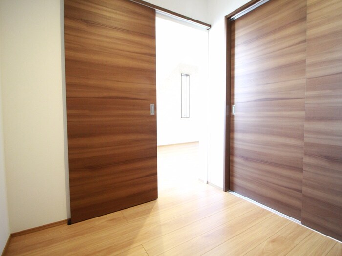 Grandtic Residence堀田の物件内観写真