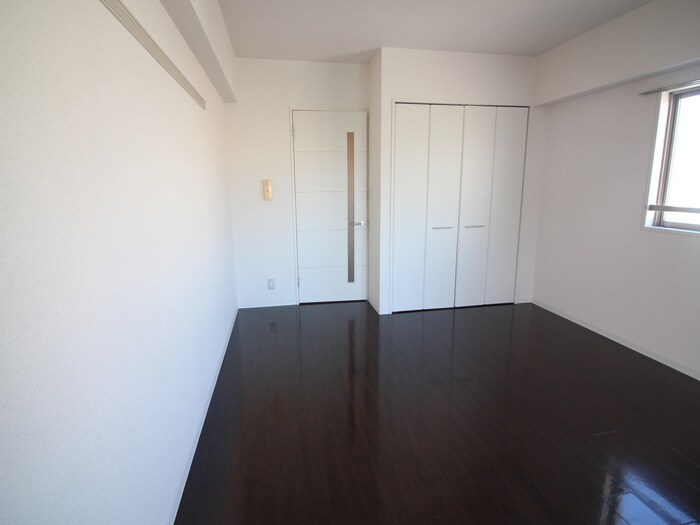 ﾗﾌﾟｰﾘｱ御器所の物件内観写真