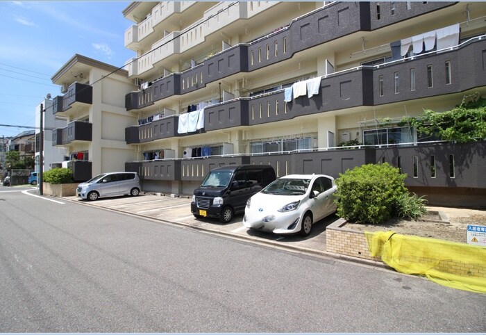 レジデンス明日香の物件外観写真