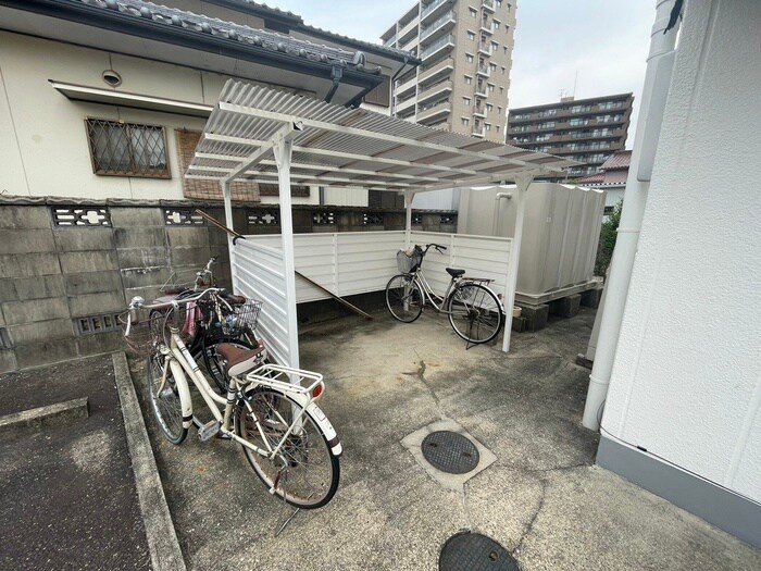 エクステンションヨコエの物件外観写真