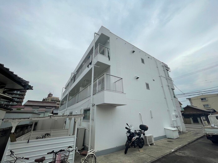 エクステンションヨコエの物件外観写真