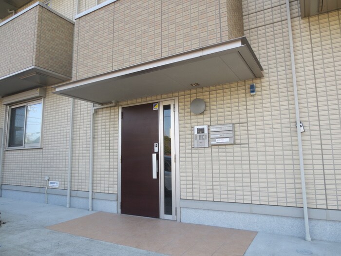 ロワジールの物件外観写真