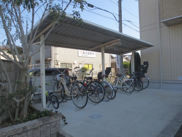 ロワジールの物件外観写真