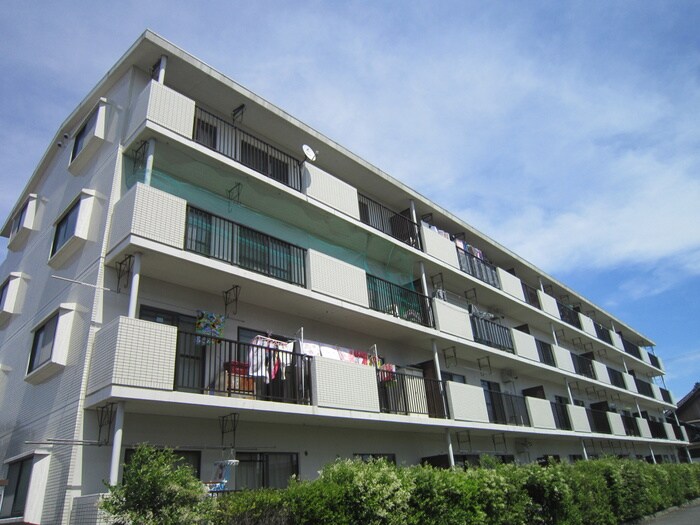 ファミール豊明の物件外観写真