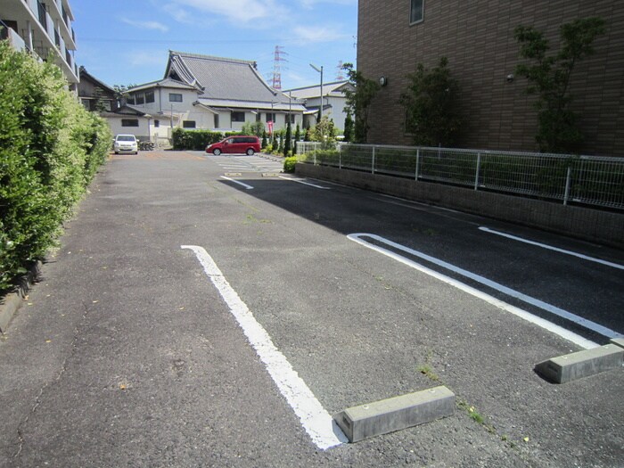 ファミール豊明の物件外観写真