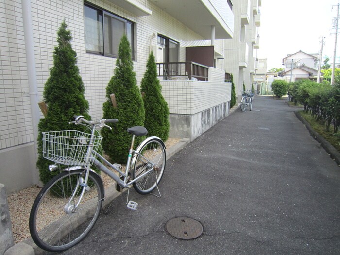 ファミール豊明の物件外観写真