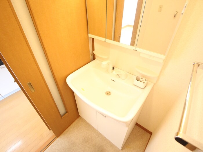 レ－ジュ桜山の物件内観写真