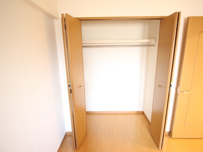 レ－ジュ桜山の物件内観写真