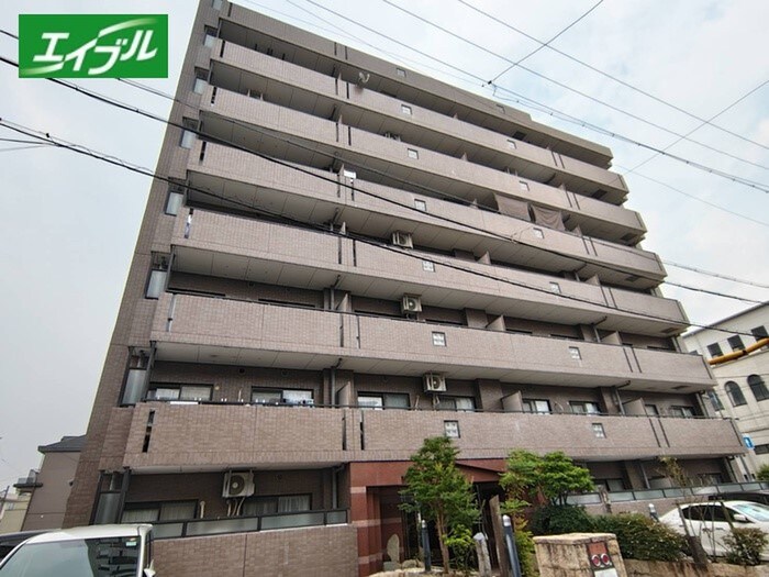 ケルン白壁の物件外観写真