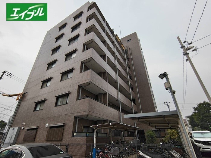 ケルン白壁の物件外観写真