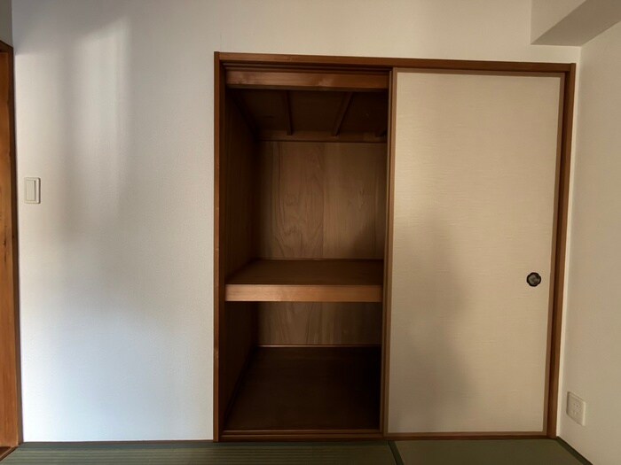 ケルン白壁の物件内観写真