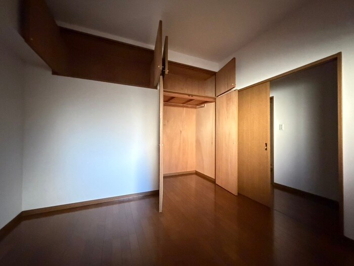 ケルン白壁の物件内観写真