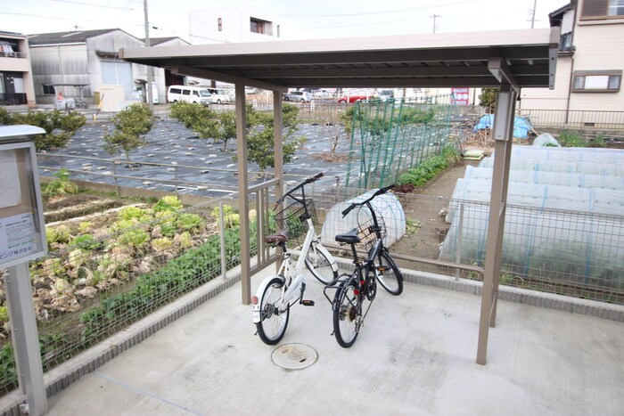 サン　プレジオの物件外観写真