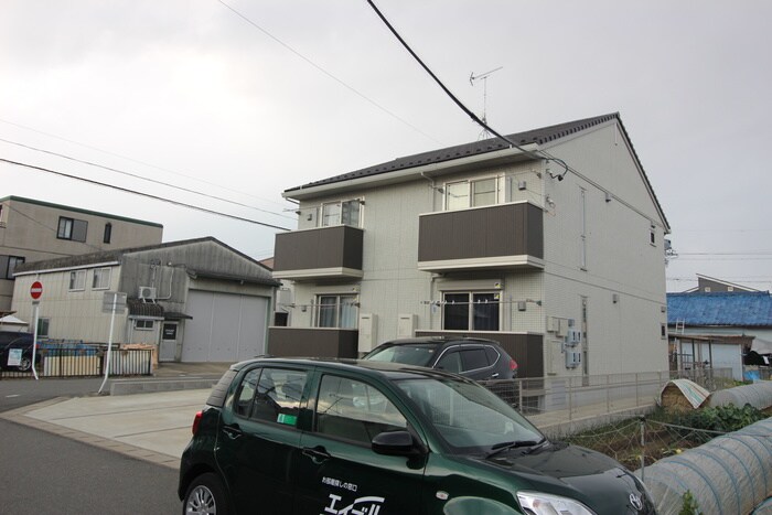 サン　プレジオの物件外観写真