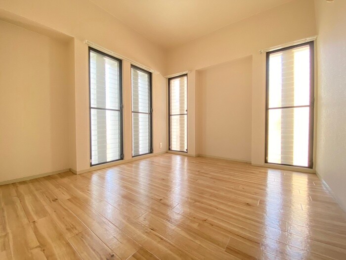 ＡＲＫ　ＩＯの物件内観写真