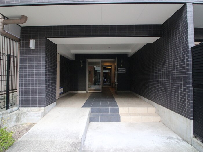 オリス丸の内の物件外観写真