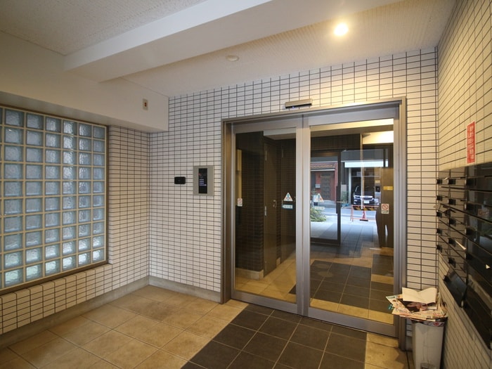 オリス丸の内の物件外観写真