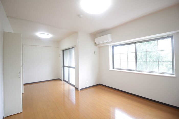 シャト－泉Ⅱの物件内観写真