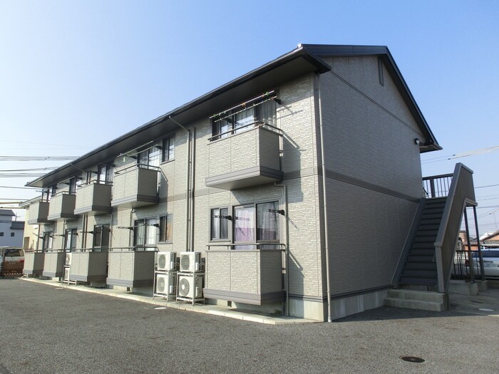 セジュール犬塚の物件外観写真