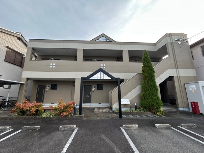 ウィングコートの物件外観写真