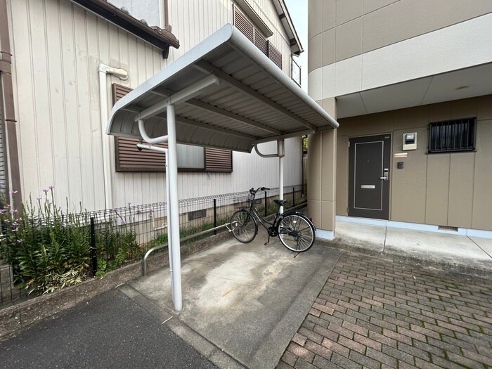 ウィングコートの物件外観写真