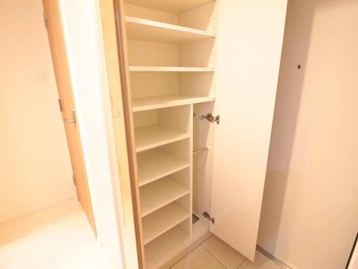 ﾃﾞｨｱﾚｲｼｬｽ丸の内(604)の物件内観写真