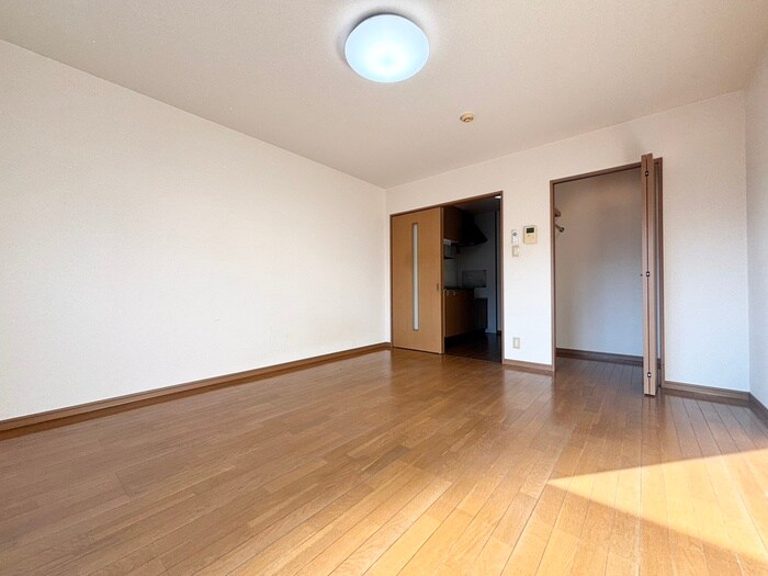 フレシ－ル寺山の物件内観写真