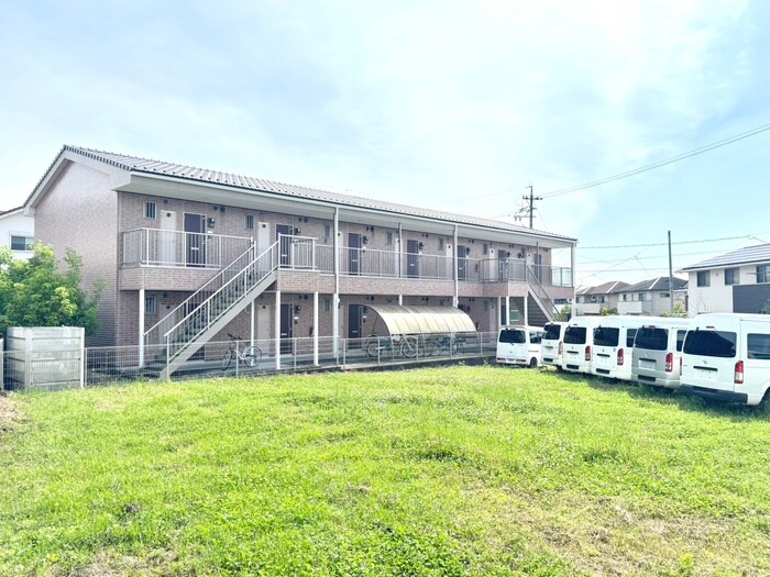 フレシ－ル寺山の物件外観写真