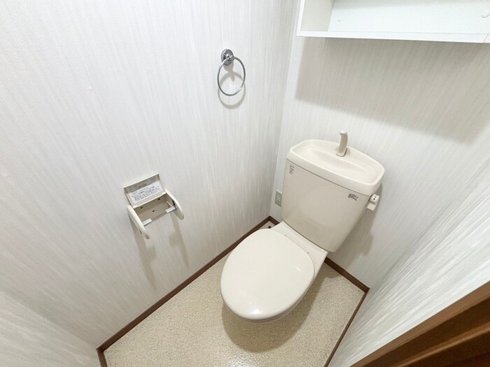 フレシ－ル寺山の物件内観写真