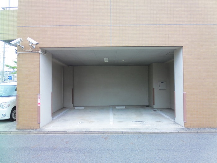 シャルム八田の物件外観写真