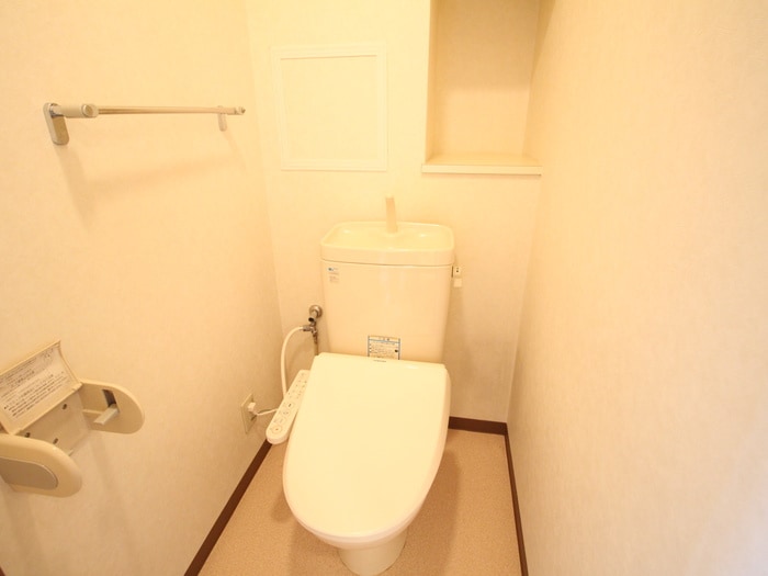 シャルム八田の物件内観写真