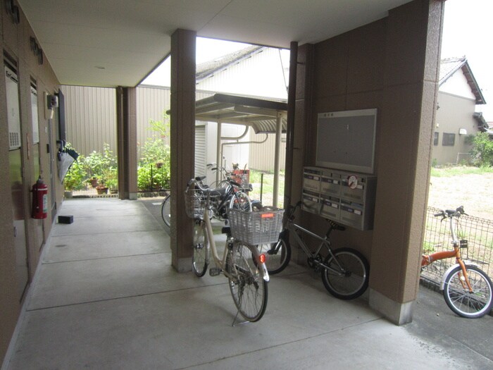 トワ－ルの物件外観写真