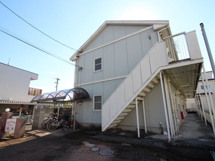 メゾン飛高の物件外観写真