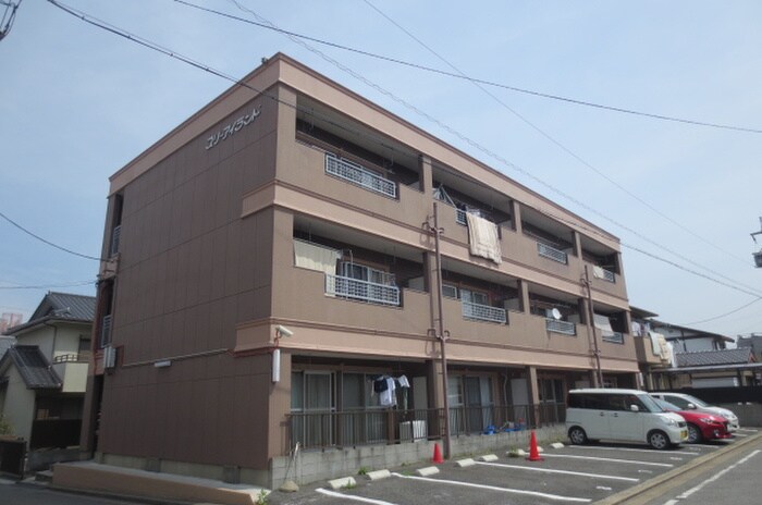 スリーアイランドの物件外観写真