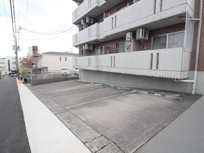 ブル－ム上社の物件外観写真