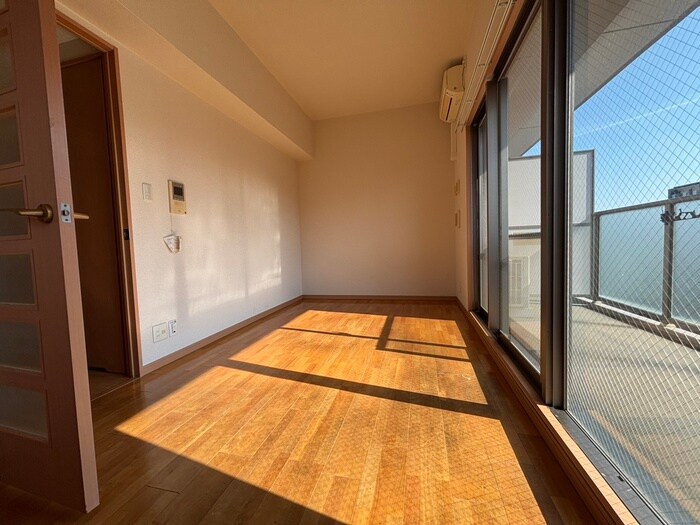 ブルームライフ新栄の物件内観写真