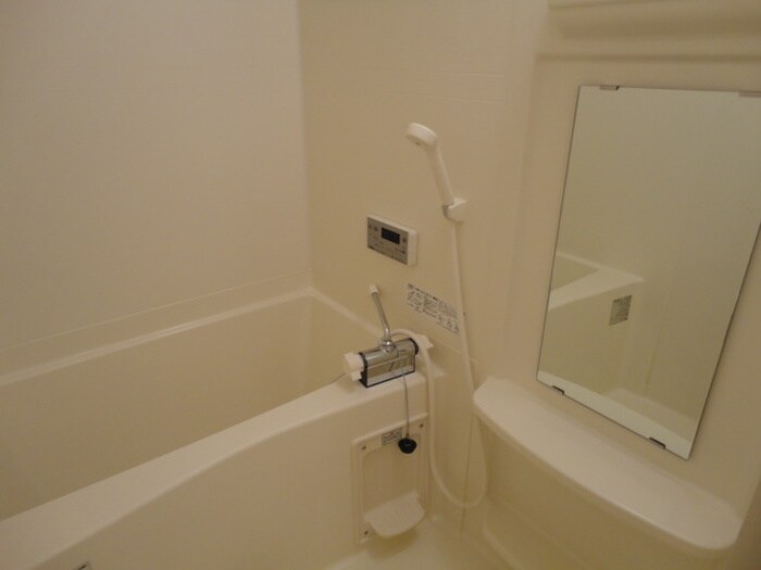 ルミエールさつきの物件内観写真