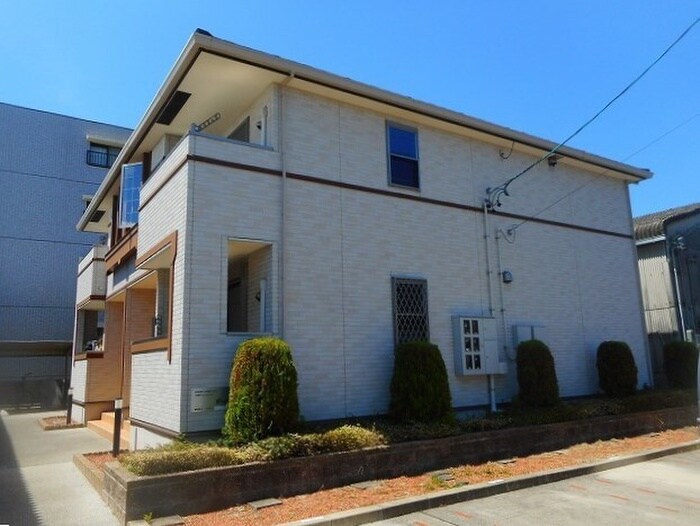 カーサ　エテルナの物件外観写真