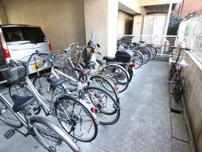 サンシャイン尾頭橋の物件外観写真