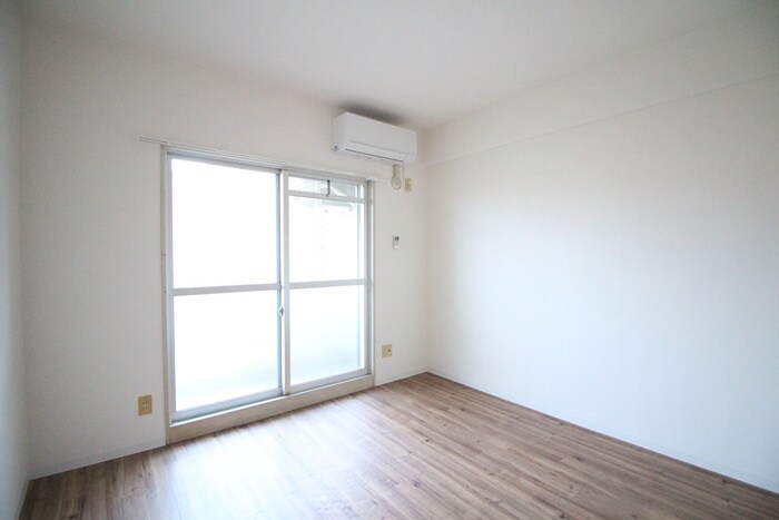 サンシャイン尾頭橋の物件内観写真