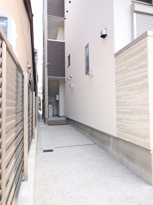 ハーモニーテラス生駒町の物件外観写真