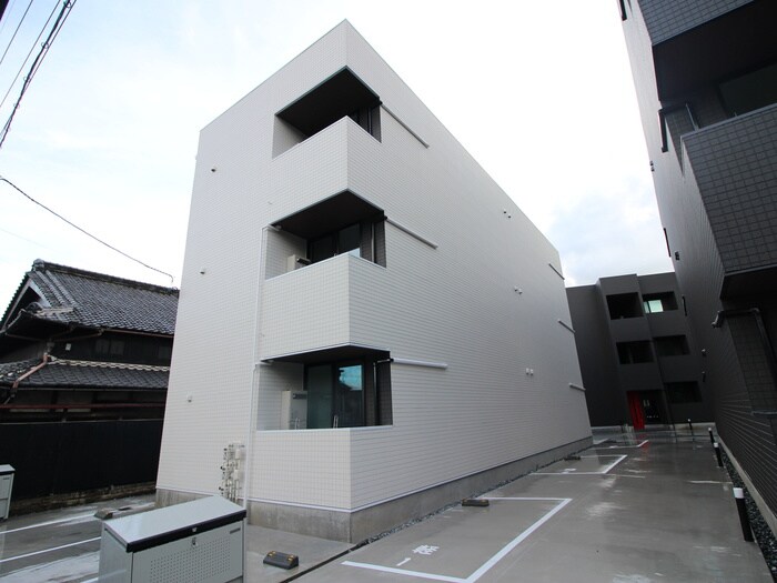 Ｎｏｂｌｅ　Ｒｅｆｉｎｅの物件外観写真